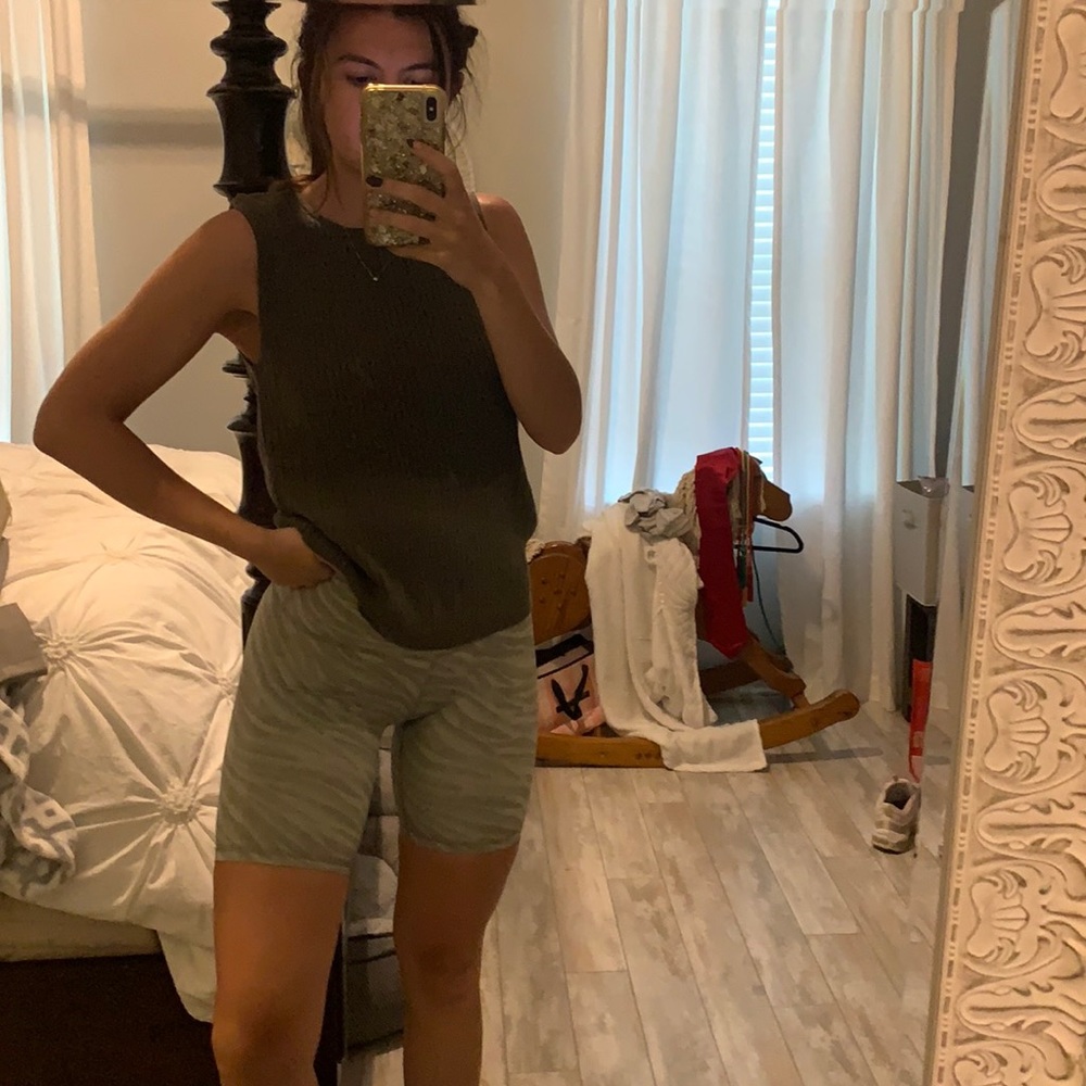 sweater vest new w tags